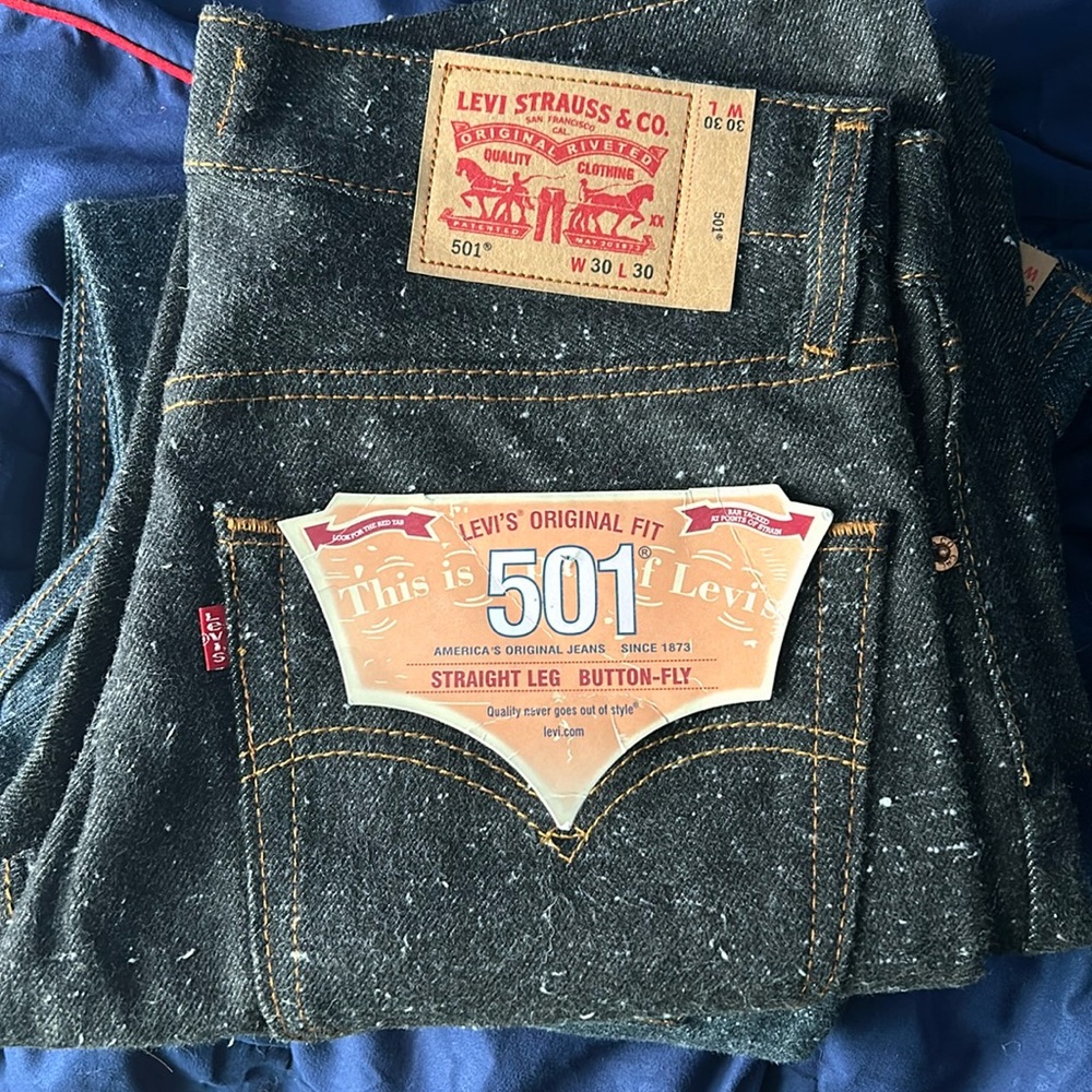 501 Levi’s 2 Pair 30x32 Bundle